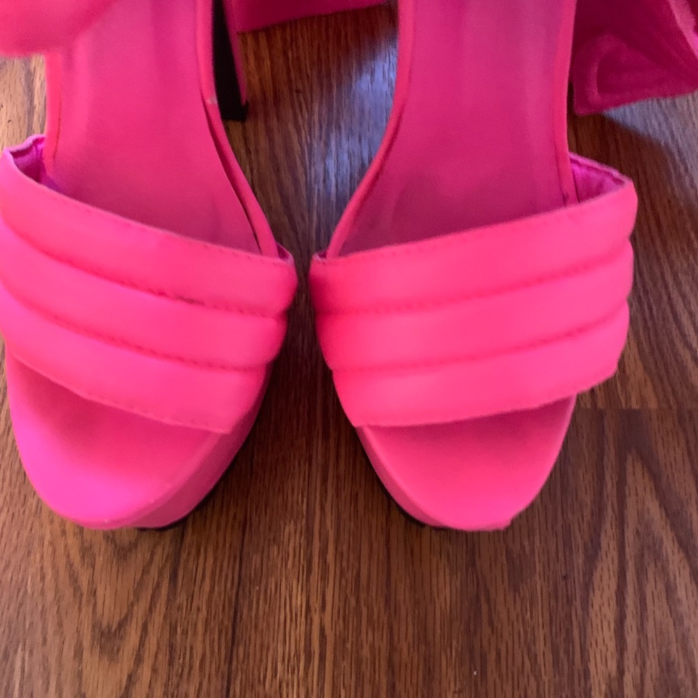 🤘🏾Barbie Pink Platform Gladiator Heels 🤘🏾 - Picture 3 of 8